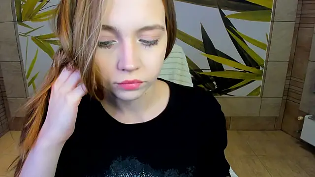 Snapshot of miya_soft chatting on August 5, 1:30 am miya soft online show from August 5, 1:30 am