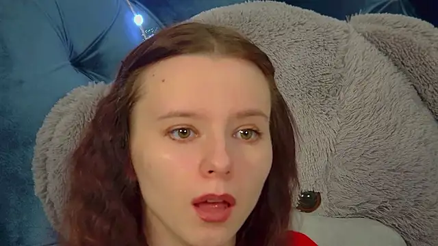 Snapshot of ArinaKubrick chatting on December 16, 4:56 pm ArinaKubrick online show from December 16, 4:56 pm