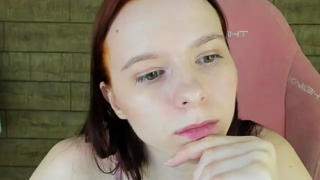 ArinaKubrick online show from July 19, 4:38 am