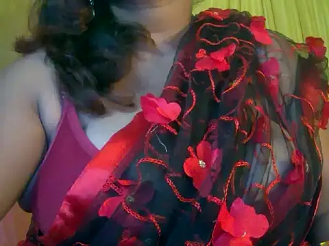 Snapshot of MISTI_KOLK chatting on June 17, 9:01 am MISTI KOLK online show from June 17, 9:01 am
