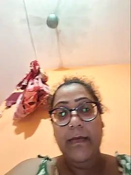 Snapshot of MISTI_KOLK chatting on July 29, 4:32 am MISTI KOLK online show from July 29, 4:32 am