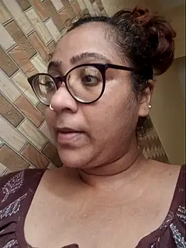 Snapshot of MISTI_KOLK chatting on August 1, 4:34 am MISTI KOLK online show from August 1, 4:34 am