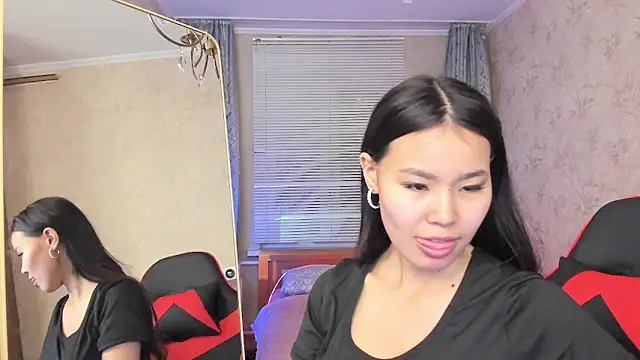 amiya cute online show from March 15, 3:18 pm