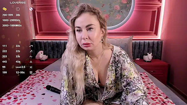 TiffanyThoughts online show from February 22, 8:02 am