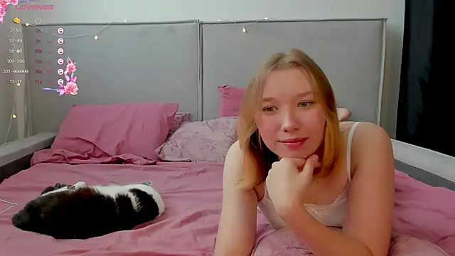 Agatha Mayson online show from February 27, 7:08 am