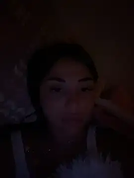 Snapshot of SilkyMira chatting on May 15, 9:00 pm SilkyMira online show from May 15, 9:00 pm