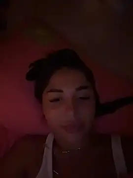 Snapshot of SilkyMira chatting on June 20, 7:16 pm SilkyMira online show from June 20, 7:16 pm