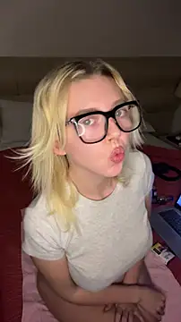 MonaNoire online show from February 13, 7:43 pm