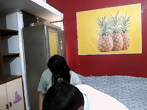 Lovelycouple25 online show from February 2, 7:18 am