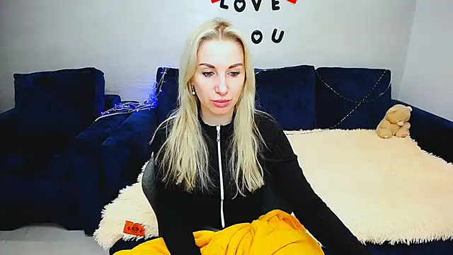 Hanna--Sweet online show from February 7, 11:14 am