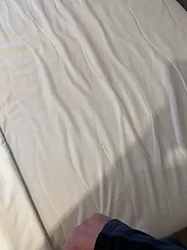 Snapshot of Manu1983el01 chatting on February 14, 10:45 am Manu1983el01 online show from February 14, 10:45 am