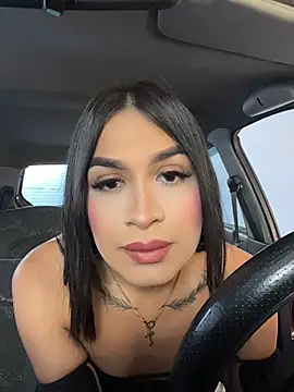 Snapshot of Silvanna-Casstro chatting on July 22, 11:24 am Silvanna-Casstro online show from July 22, 11:24 am