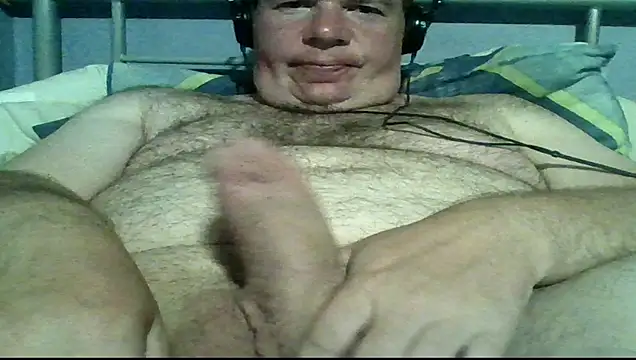 Snapshot of mrhardcock12 chatting on June 14, 9:28 pm mrhardcock12 online show from June 14, 9:28 pm