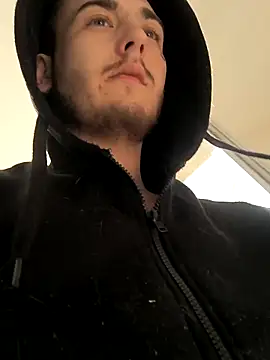 Snapshot of roro25ans chatting on March 18, 10:07 am roro25ans online show from March 18, 10:07 am