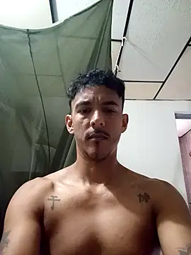 Snapshot of Marshallbronnxx chatting on April 9, 7:52 pm Marshallbronnxx online show from April 9, 7:52 pm