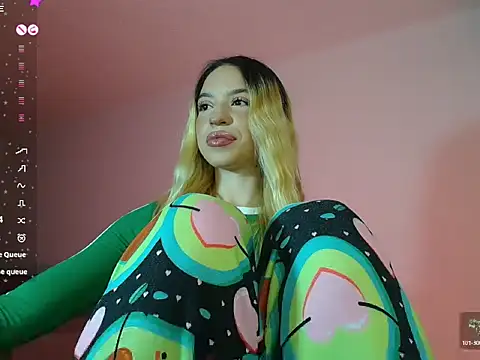 alina lee online show from December 14, 2:50 am