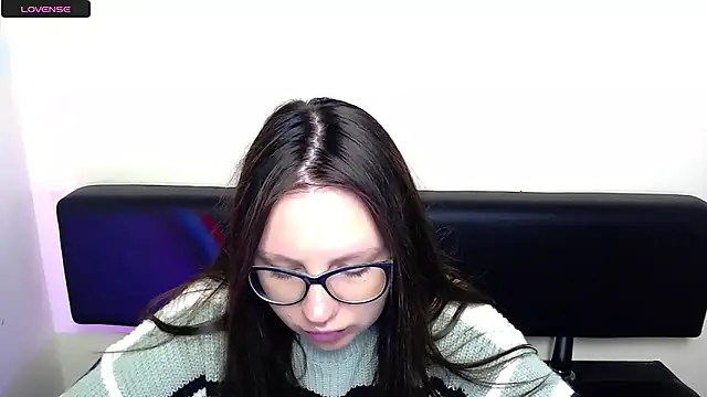 Snapshot of LiliaErmi chatting on June 2, 6:59 am LiliaErmi online show from June 2, 6:59 am