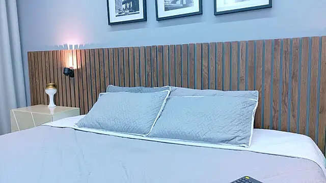 Mia Bellefort online show from February 24, 7:56 pm