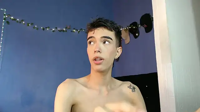 Juan Gomezz26 online show from June 26, 9:19 pm