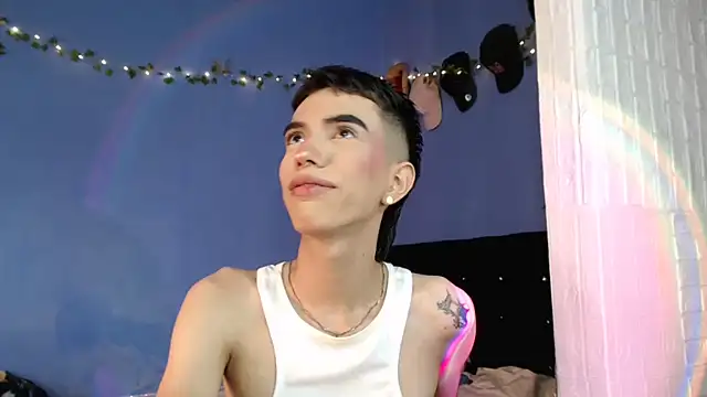 Juan Gomezz26 online show from July 11, 10:44 pm