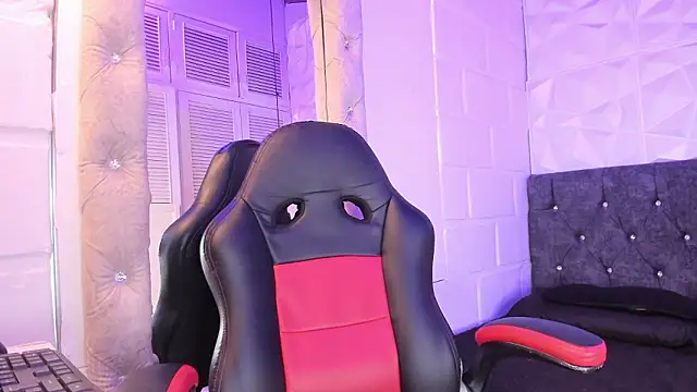 Perla dl online show from March 8, 8:23 pm