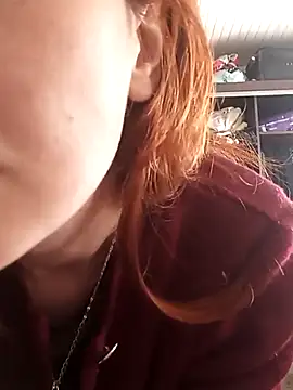 Snapshot of Atwsliiikizilll chatting on March 14, 9:48 am Atwsliiikizilll online show from March 14, 9:48 am