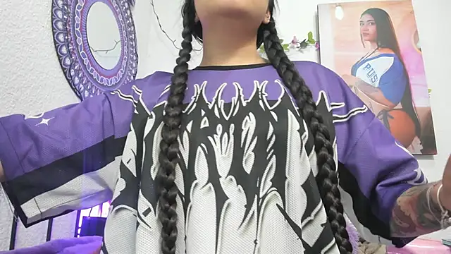 Snapshot of Hanna_moore10 chatting on January 14, 7:08 pm Hanna moore10 online show from January 14, 7:08 pm