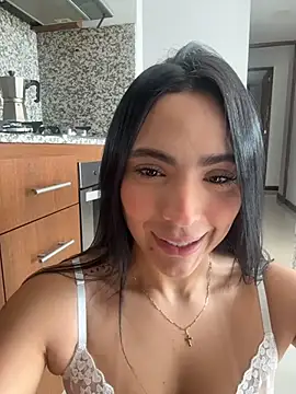 ValeriaTorress  online show from March 17, 7:39 pm