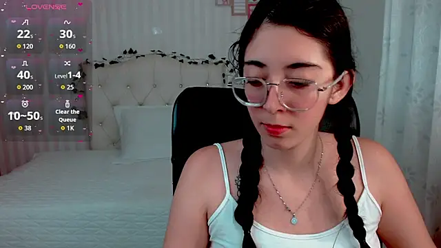 emmalove doll online show from March 18, 12:14 am