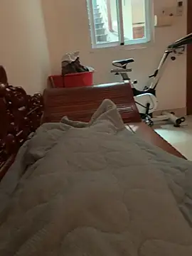 Snapshot of Phuc214055 chatting on December 15, 4:28 am Phuc214055 online show from December 15, 4:28 am