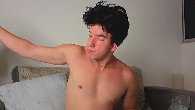 maxxcooper1 online show from January 19, 4:16 am