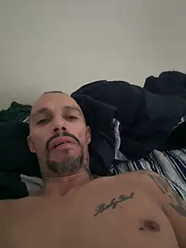 faces818 online show from March 15, 9:43 pm