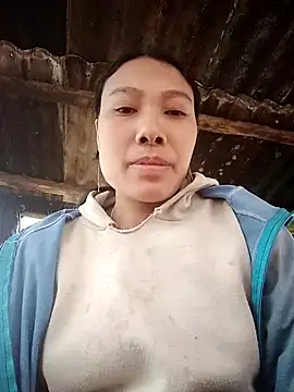 Snapshot of baby8822 chatting on December 15, 1:32 am baby8822 online show from December 15, 1:32 am