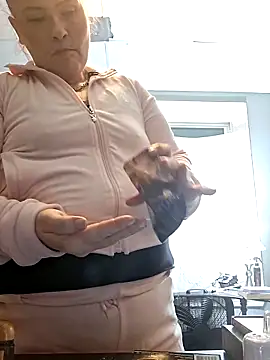 Goddessalizeee online show from April 11, 12:48 am