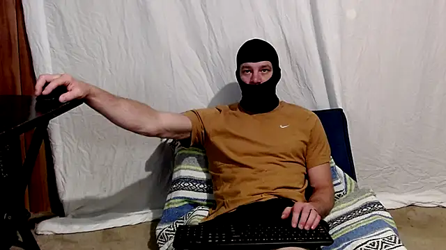 maskedyogaman online show from April 24, 2:03 am