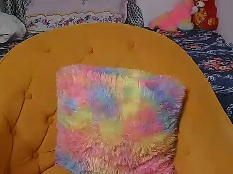 hey-pinky online show from May 2, 5:01 am
