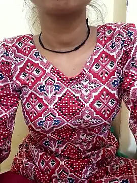 Snapshot of sexy_shital chatting on June 19, 3:11 am sexy shital online show from June 19, 3:11 am