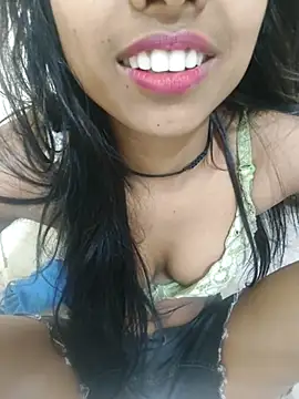 Snapshot of sexy_shital chatting on July 2, 3:23 am sexy shital online show from July 2, 3:23 am