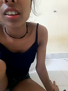 Snapshot of sexy_shital chatting on July 19, 2:48 am sexy shital online show from July 19, 2:48 am