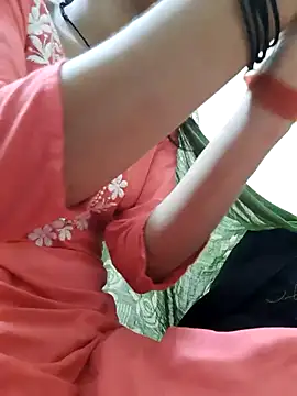 Snapshot of sexy_shital chatting on July 22, 2:58 am sexy shital online show from July 22, 2:58 am