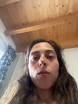 Snapshot of YourSlutQueen chatting on June 16, 10:51 am YourSlutQueen online show from June 16, 10:51 am