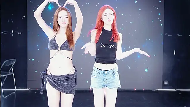 G-Velvet online show from January 31, 7:11 pm