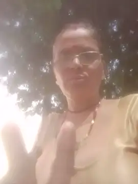 Snapshot of Pinki_rajak chatting on May 20, 11:44 pm Pinki rajak online show from May 20, 11:44 pm