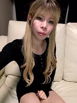 Snapshot of yu_femboy chatting on May 12, 12:02 pm yu femboy online show from May 12, 12:02 pm