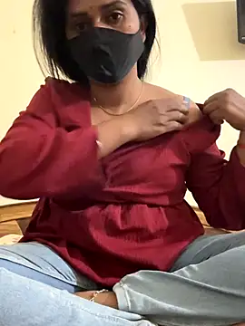 Snapshot of cute_mahi001 chatting on December 16, 11:26 am cute mahi001 online show from December 16, 11:26 am