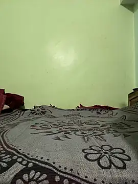 Snapshot of cute_mahi001 chatting on May 26, 5:53 pm cute mahi001 online show from May 26, 5:53 pm