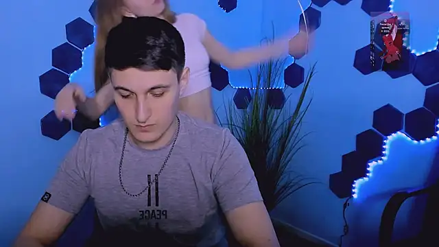 beauty liam online show from March 8, 8:01 pm