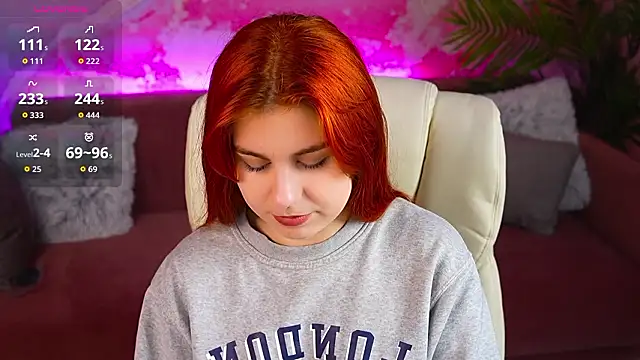 GingerPinky online show from February 4, 8:20 am