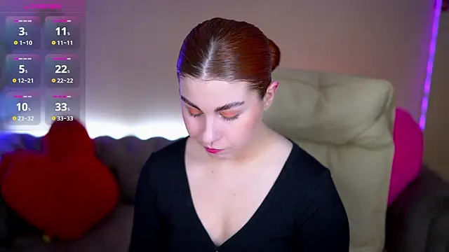 GingerPinky online show from February 21, 7:59 pm