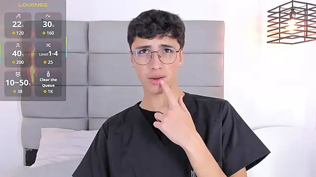 JoshClaarktt online show from February 5, 3:44 am